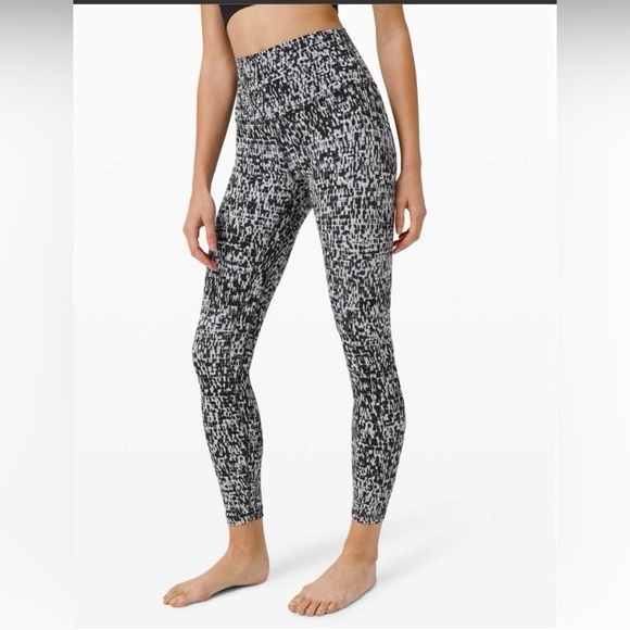 Lululemon Align Pant II 25"Urban Block Ice Grey Black Size 4 - Picture 11 of 12